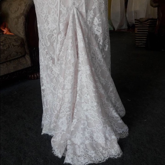 Wedding Dress, new. - Picture 5 of 5